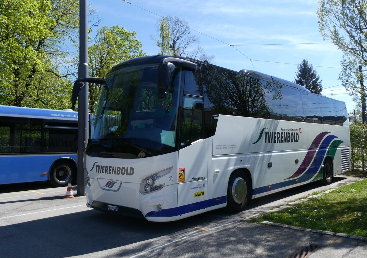 (261'240) - Aus der Schweiz: Twerenbold, Baden - Nr. 41/AG 490'388 - VDL am 13. April 2024 in Mnchen, MVG-Museum