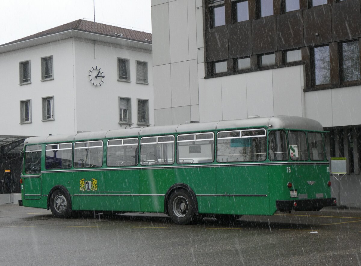 (261'593) - BVB Basel (RWB) - Nr. 75/BE 399'675 - FBW/FHS am 21. April 2024 beim Bahnhof Burgdorf