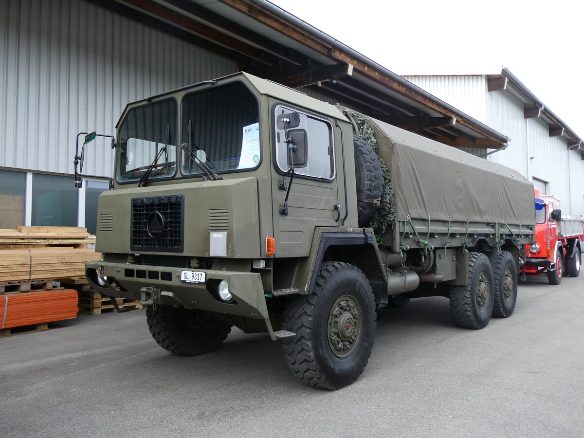 (262'034) - Saurer - GL 9317 - am 4. Mai 2024 in Attikon, Wegm�ller