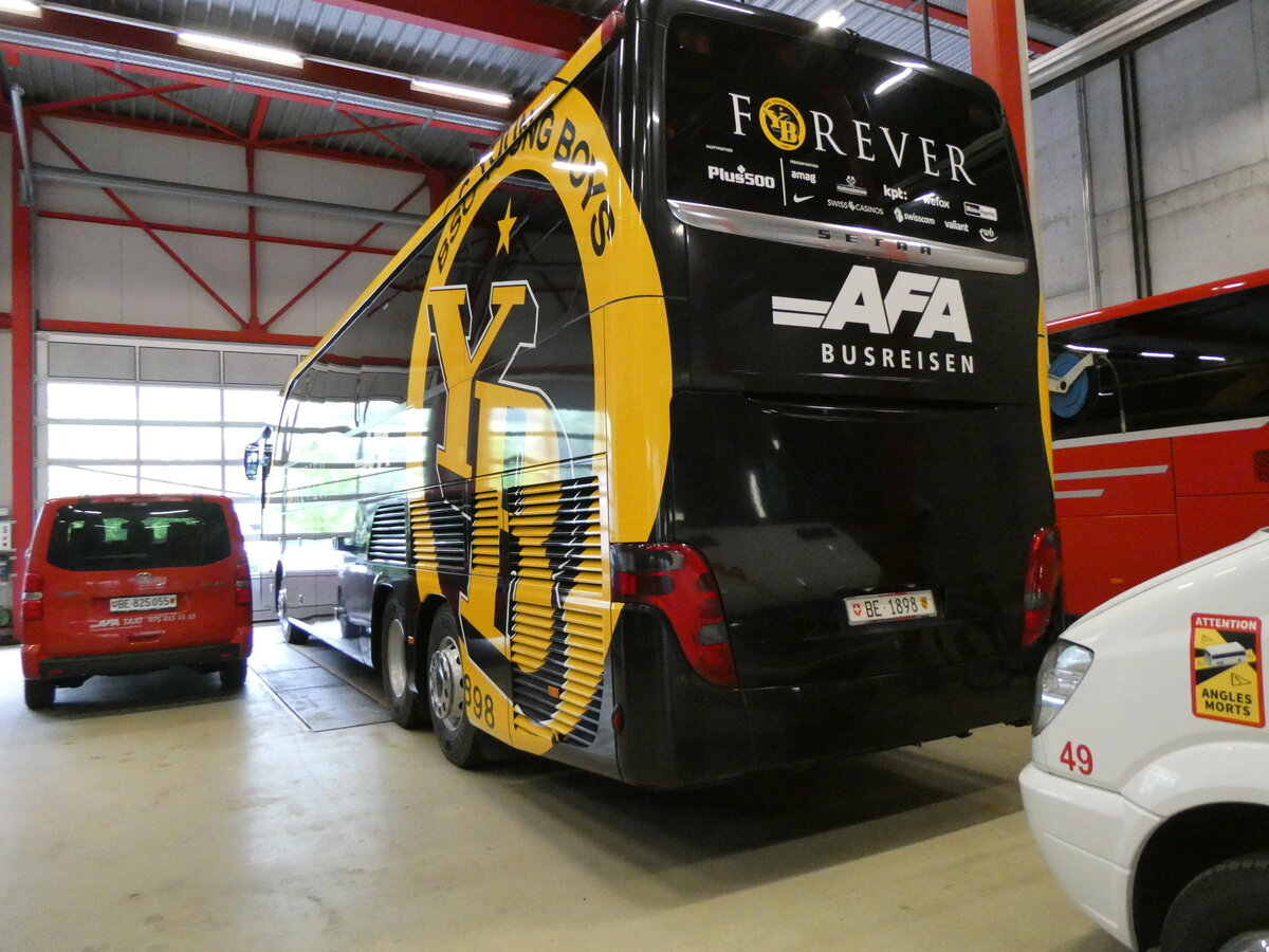 (262'385) - AFA Adelboden - Nr. 21/BE 1898 - Setra (ex Edelline, Liebefeld Nr. 54) am 15. Mai 2024 in Frutigen, Garage