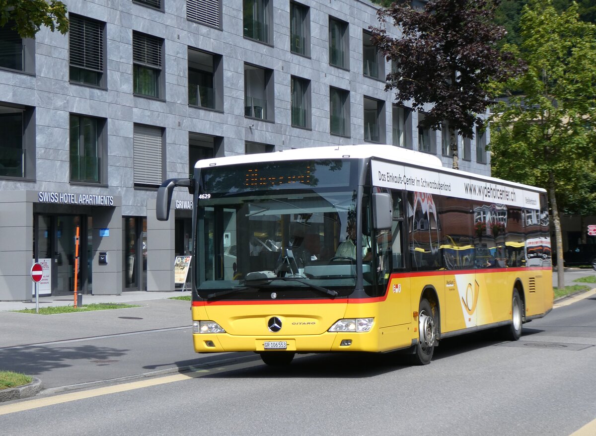 (265'945) - PostAuto Graubnden - GR 106'553/PID 4629 - Mercedes (ex PostAuto Nordschweiz) am 19. August 2024 beim Bahnhof Interlaken Ost