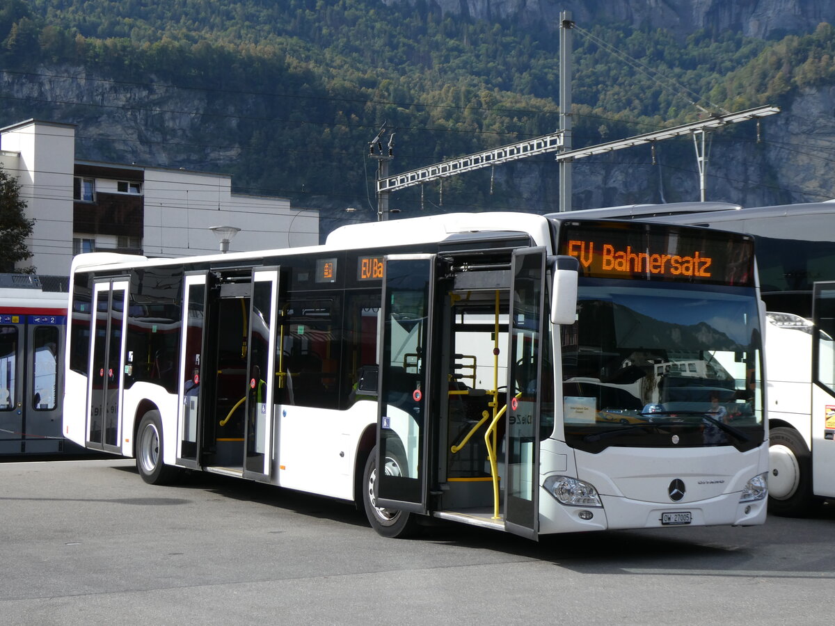 (267'438) - Koch, Giswil - OW 27'005 - Mercedes (ex Wiener Linien, A-Wien Nr. 8121) am 22. September 2024 beim Bahnhof Meiringen