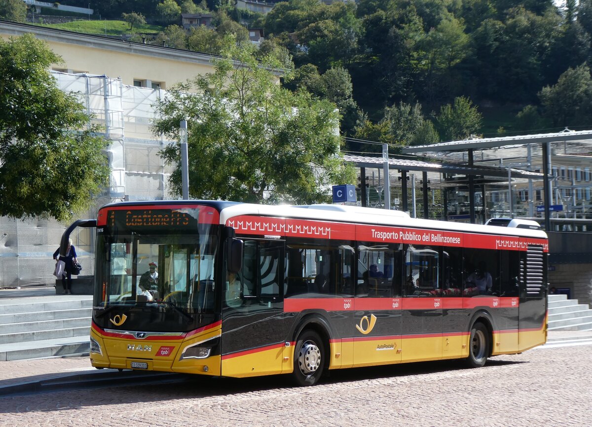 (267'539) - AutoPostale Ticino - TI 339'201/PID 11'416 - MAN am 24. September 2024 beim Bahnhof Bellinzona