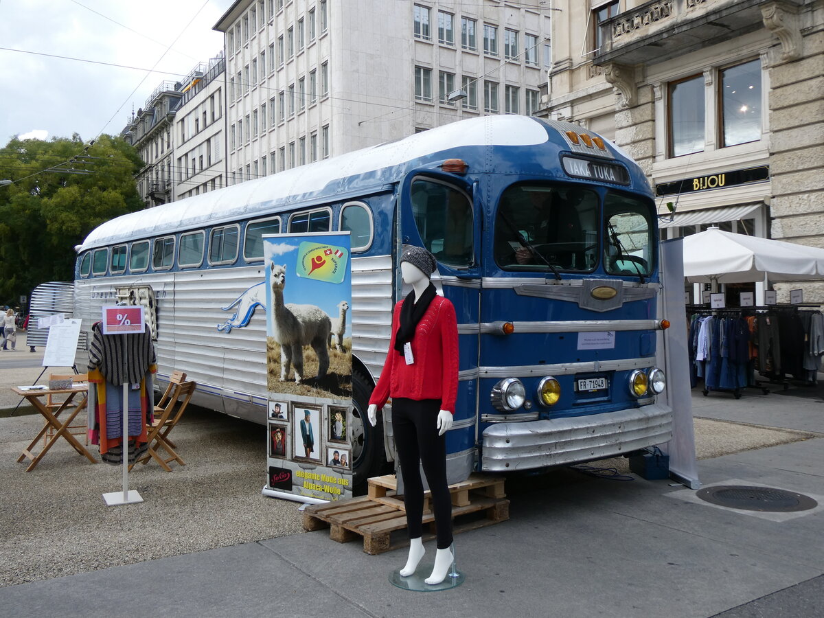 (267'960) - Greyhoundbus, Murten - FR 71'948 - GMC (ex Wooster, Zrich; ex Northland Greyhound Lines, USA-Minneapolis Nr. N796) am 11. Oktober 2024 in Biel, Zentralplatz