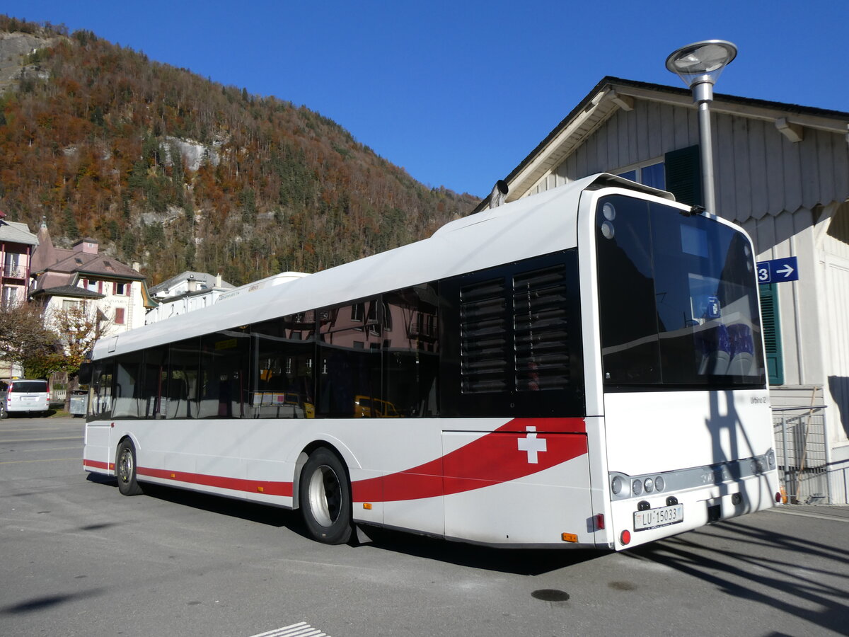 (268'872) - ARAG Ruswil - Nr. 29/LU 15'033 - Solaris am 1. November 2024 beim Bahnhof Meiringen