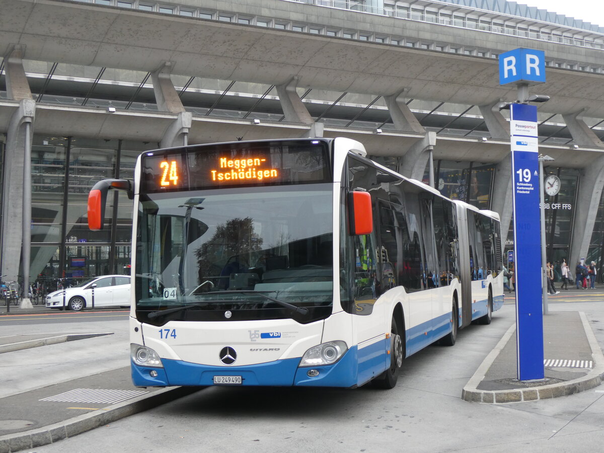 (269'013) - VBL Luzern - Nr. 174/LU 249'490 - Mercedes am 9. November 2024 beim Bahnhof Luzern