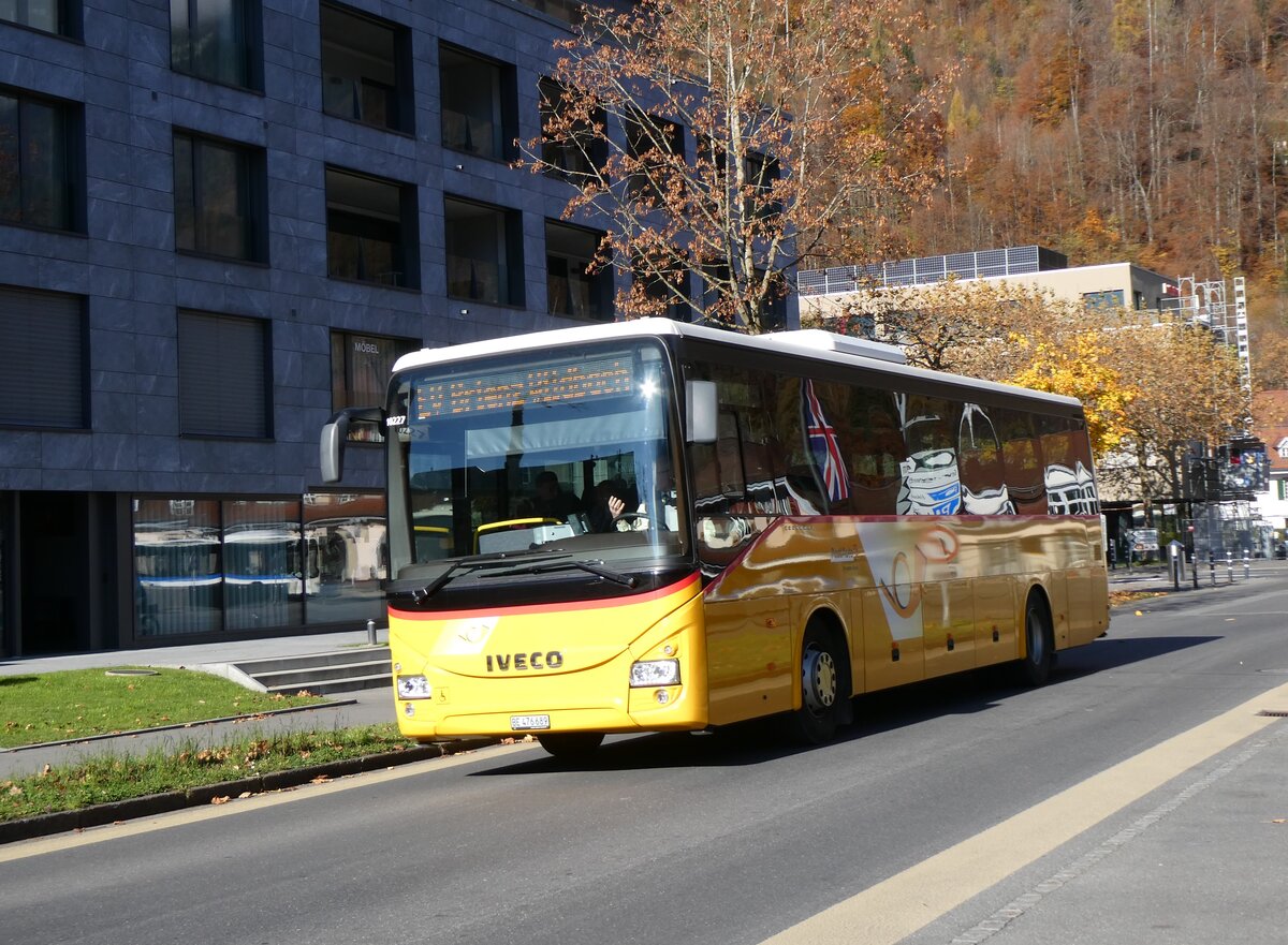 (269'166) - PostAuto Bern - Nr. 589/BE 476'689/PID 10'227 - Iveco am 14. November 2024 beim Bahnhof Interlaken Ost