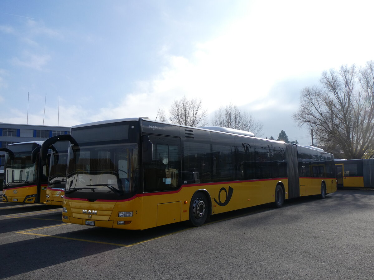 (269'520) - CarPostal Ouest - VD 608'138/PID 5012 - MAN (ex NE 165'376; ex VD 495'042) am 30. November 2024 in Yverdon, Garage