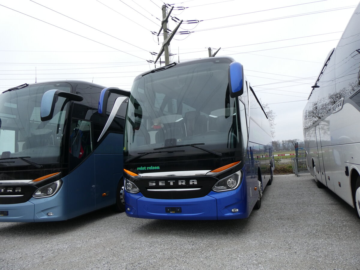 (269'535) - Reist, Gutenburg - (BE 102'827) - Setra am 30. November 2024 in Kerzers, Murtenstrasse