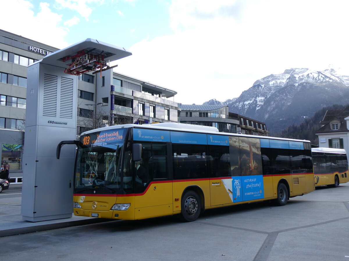 (269'637) - PostAuto Bern - BE 610'539/PID 5270 - Mercedes (ex BE 700'281; ex Schmocker, Stechelberg Nr. 2) am 6. Dezember 2024 beim Bahnhof Interlaken West