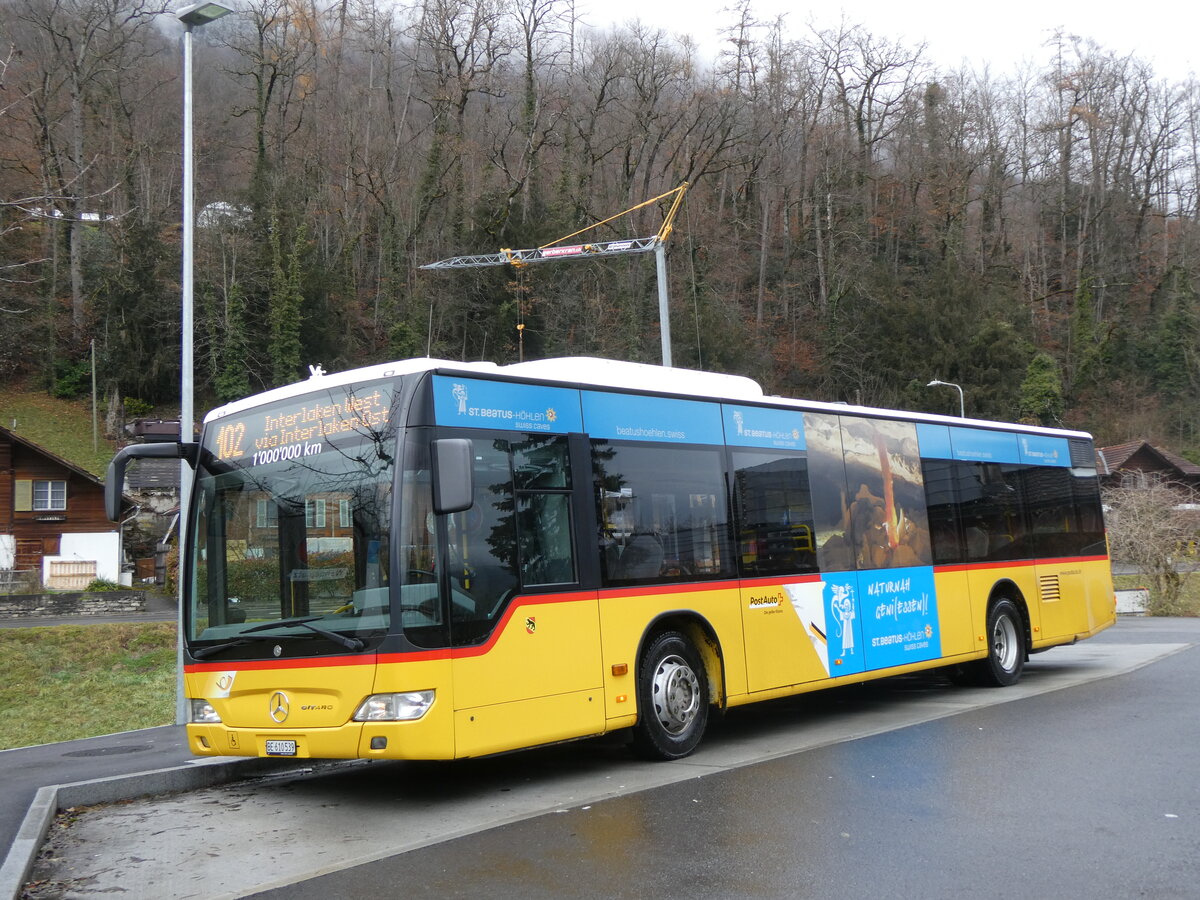 (269'695) - PostAuto Bern - BE 610'539/PID 5270 - Mercedes (ex BE 700'281; ex Schmocker, Stechelberg Nr. 2) am 9. Dezember 2024 in Ringgenberg, Sge