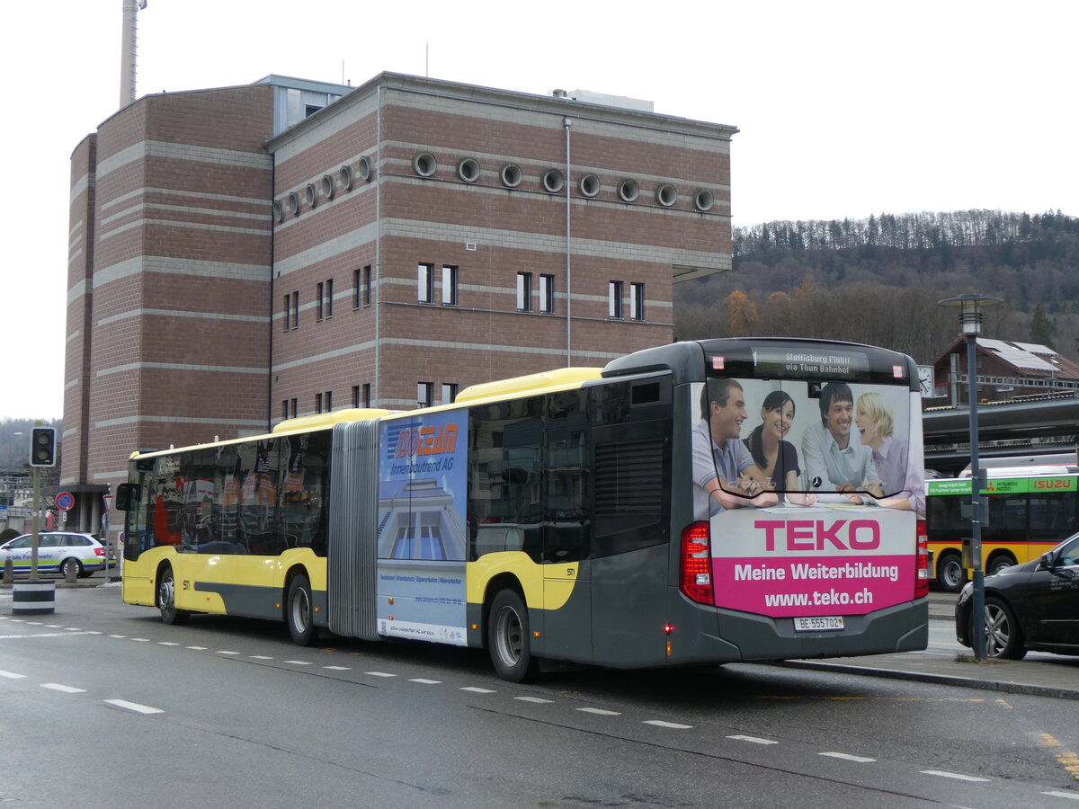 (269'723) - STI Thun - Nr. 702/BE 555'702 - Mercedes am 9. Dezember 2024 beim Bahnhof Spiez