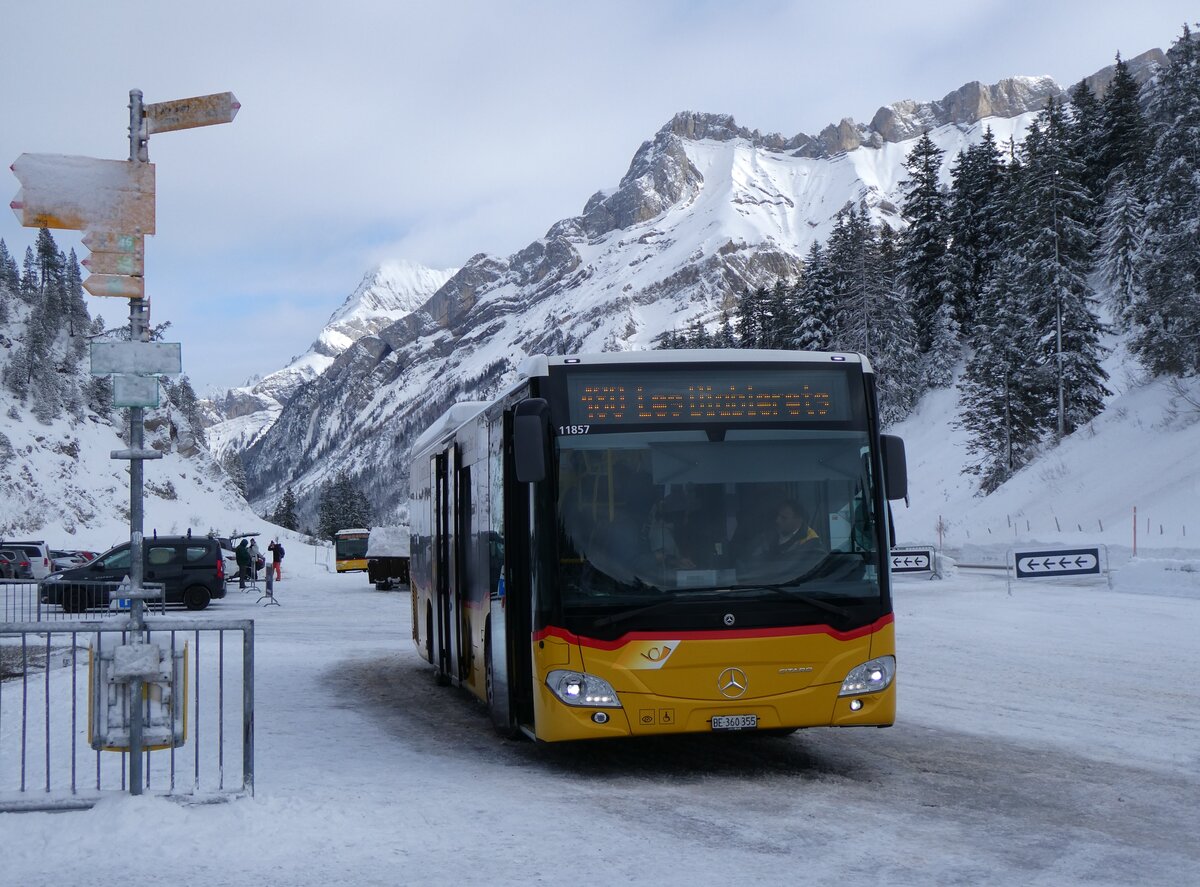 (270'066) - Kbli, Gstaad - BE 360'355/PID 11'857 - Mercedes (ex PostAuto Bern BE 538'988; ex PostAuto Bern BE 653'386) am 21. Dezember 2024 in Col du Pillon, Glacier 3000