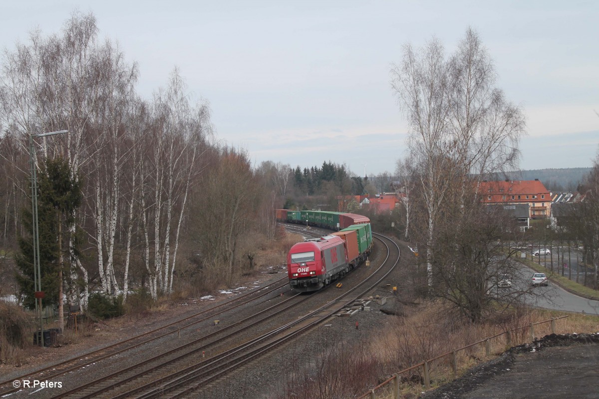 270082 fährt mit dem Containerzug Hof - Wiesau in Marktredwitz ein. 05.03.16