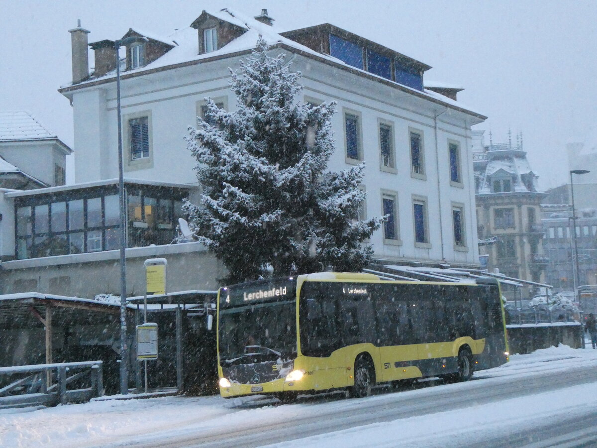 (270'129) - STI Thun - Nr. 186/BE 804'186 - Mercedes am 23. Dezember 2024 in Thun, Guisanplatz