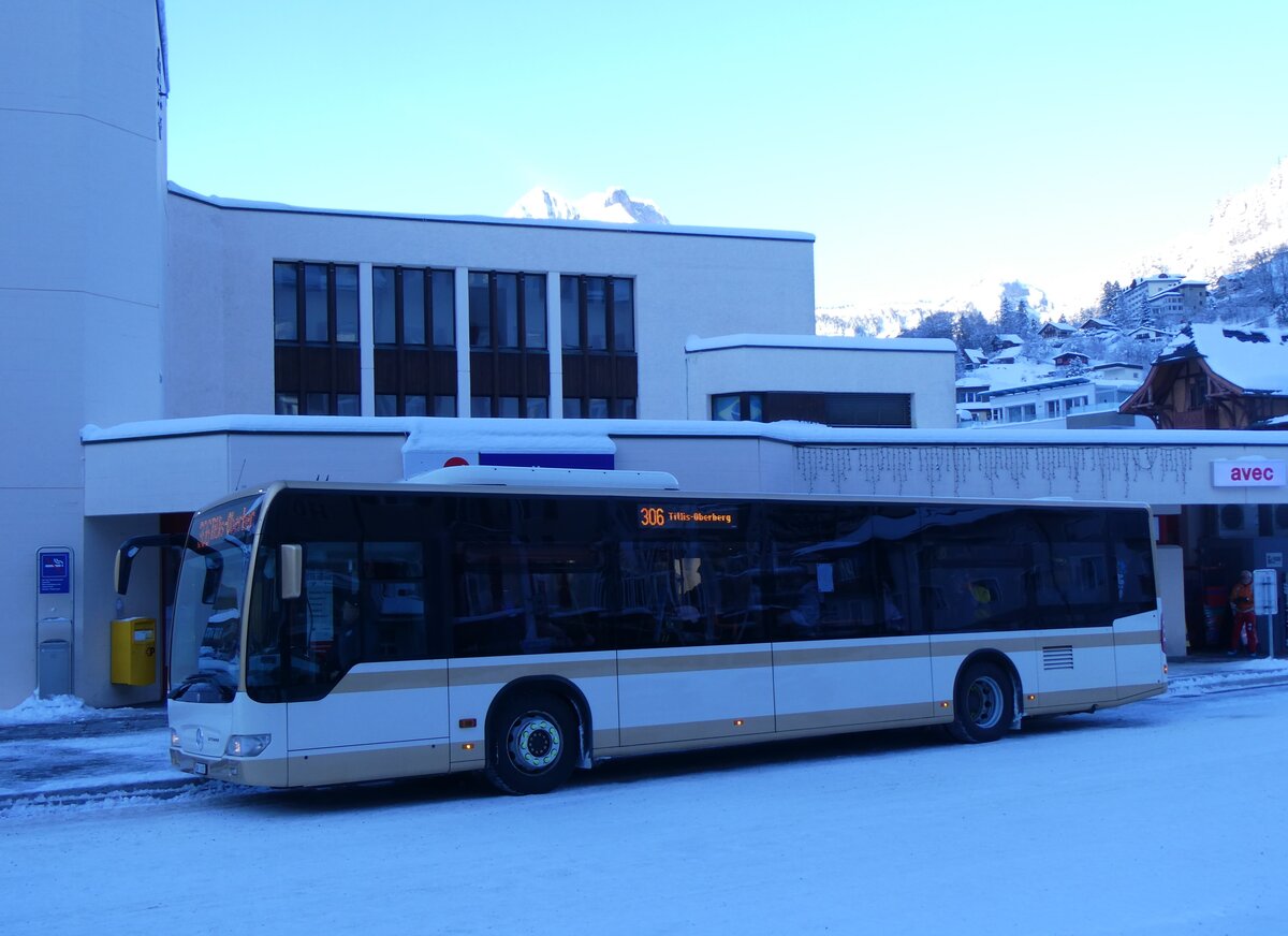 (270'211) - EAB Engelberg - Nr. 3/OW 10'187 - Mercedes (ex AAGS Schwyz Nr. 38) am 25. Dezember 2024 beim Bahnhof Engelberg