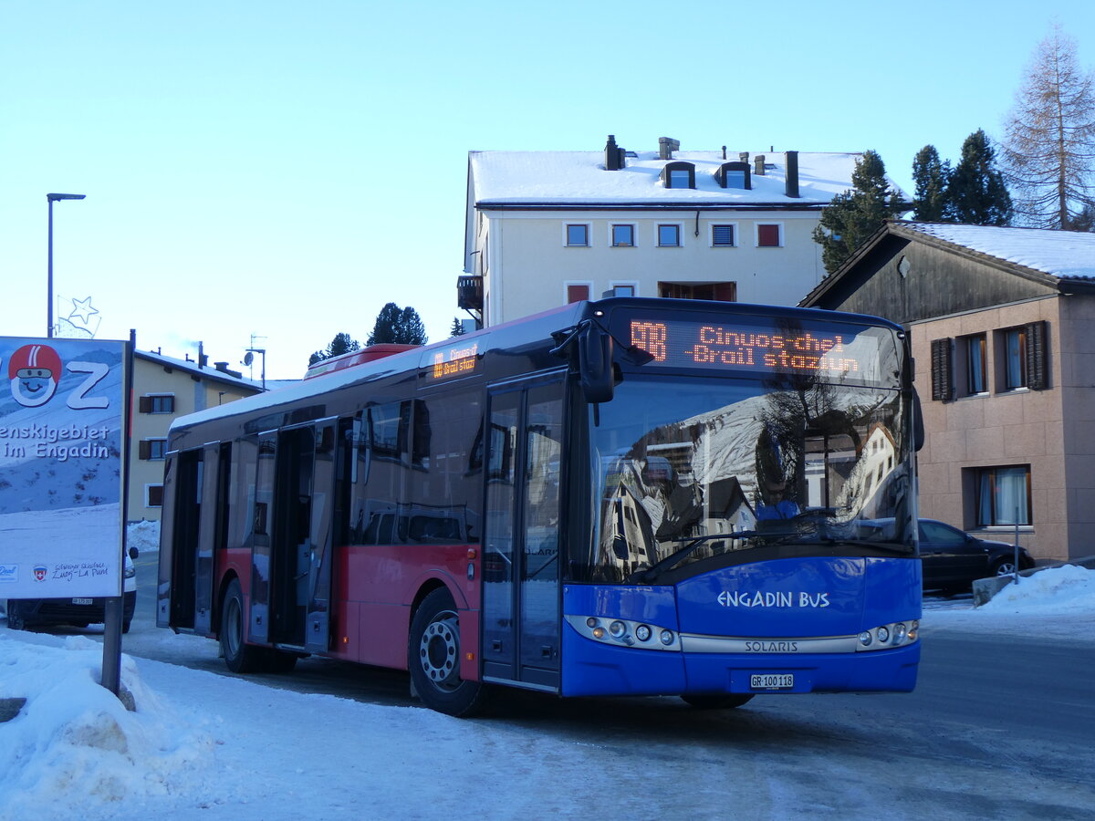 (270'265) - Engadin Bus, St. Moritz - Nr. 118/GR 100'118 - Solaris (ex AFA Adelboden Nr. 30) am 27. Dezember 2024 beim Bahnhof Zuoz