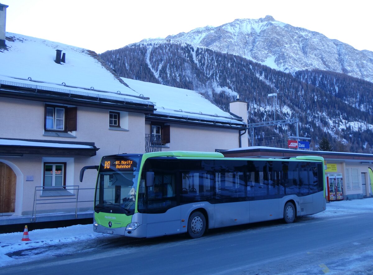 (270'268) - Engadin Bus, St. Moritz - GR 100'352 - Mercedes (ex Busland, Burgdorf Nr. 112) am 27. Dezember 2024 beim Bahnhof Zuoz