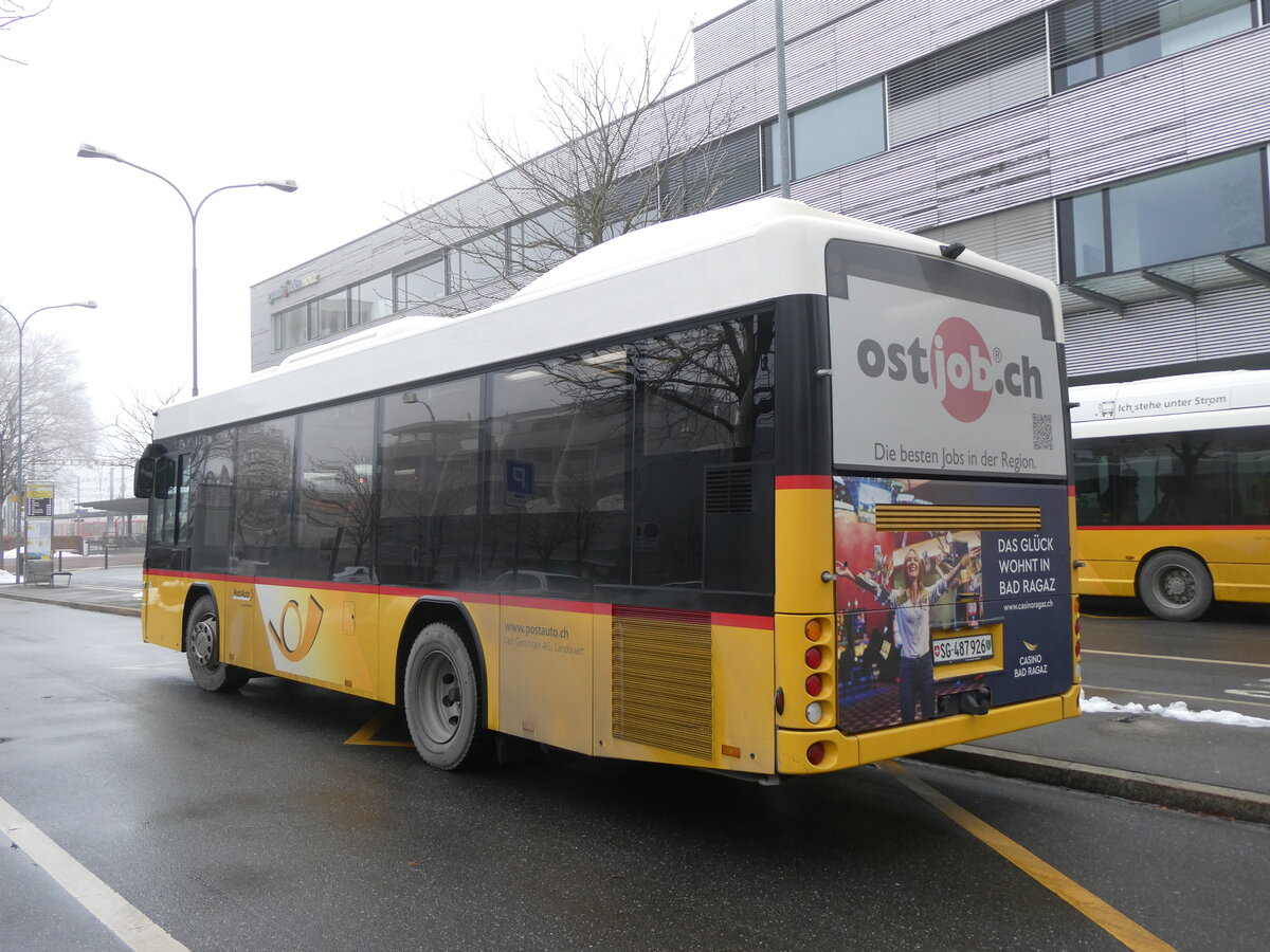 (270'283) - Gessinger, Bad Ragaz - SG 487'926/PID 11'608 - Scania/Hess (ex GR 102'390) am 27. Dezember 2024 beim Bahnhof Landquart