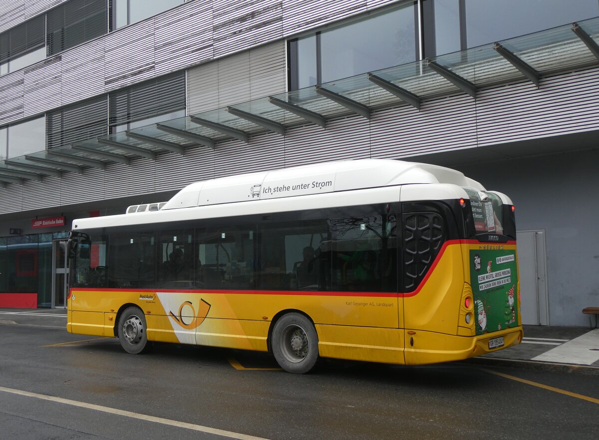 (270'284) - Gessinger, Bad Ragaz - GR 185'404/PID 11'901 - eHeuliez-Iveco am 27. Dezember 2024 beim Bahnhof Landquart