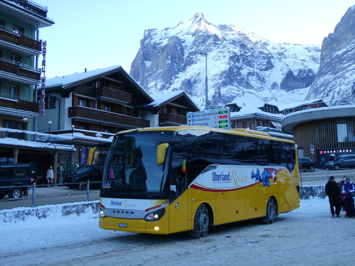 (270'329) - Oberland Reisen, Thun - Nr. 22/BE 92'977 - Setra (ex AVG Grindelwald Nr. 22) am 29. Dezember 2024 beim Bahnhof Grindelwald