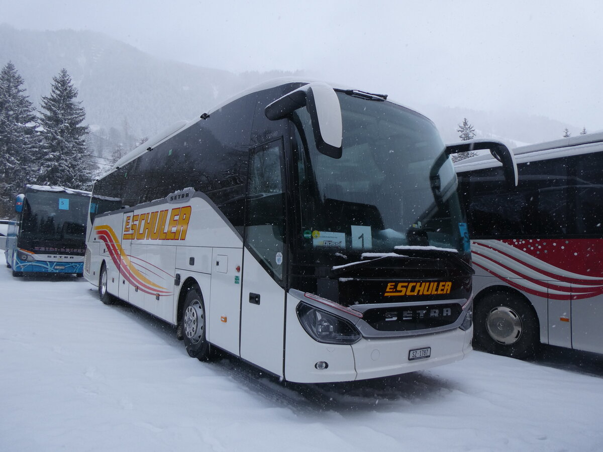 (271'024) - Schuler, Feusisberg - SZ 1787 - Setra am 11. Januar 2025 in Adelboden, ASB