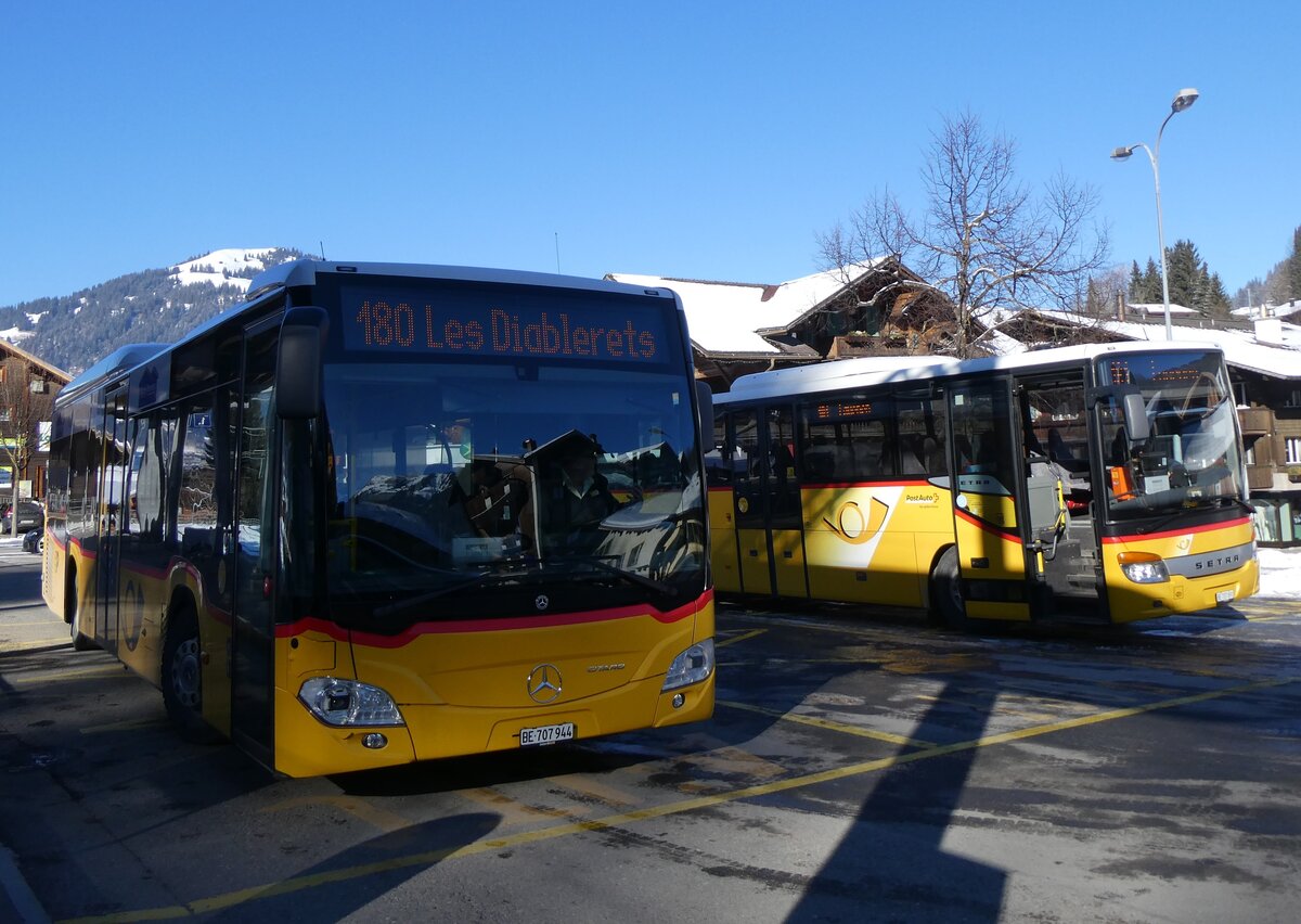 (271'126) - PostAuto Bern - BE 707'944/PID 12'071 - Mercedes (ex Kbli, Gstaad) am 13. Januar 2025 beim Bahnhof Gstaad