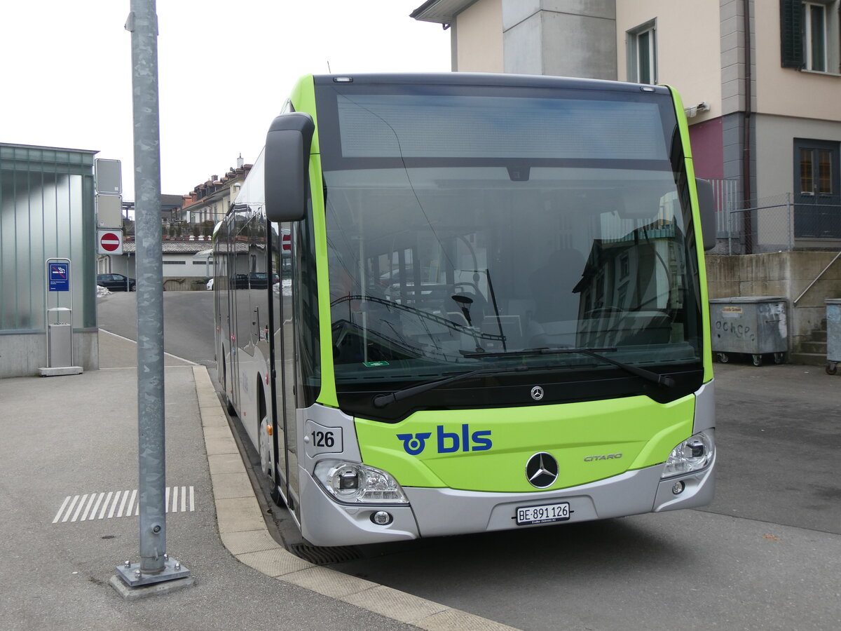 (271'210) - Busland, Burgdorf - Nr. 126/BE 891'126 - Mercedes am 17. Januar 2025 beim Bahnhof Huttwil