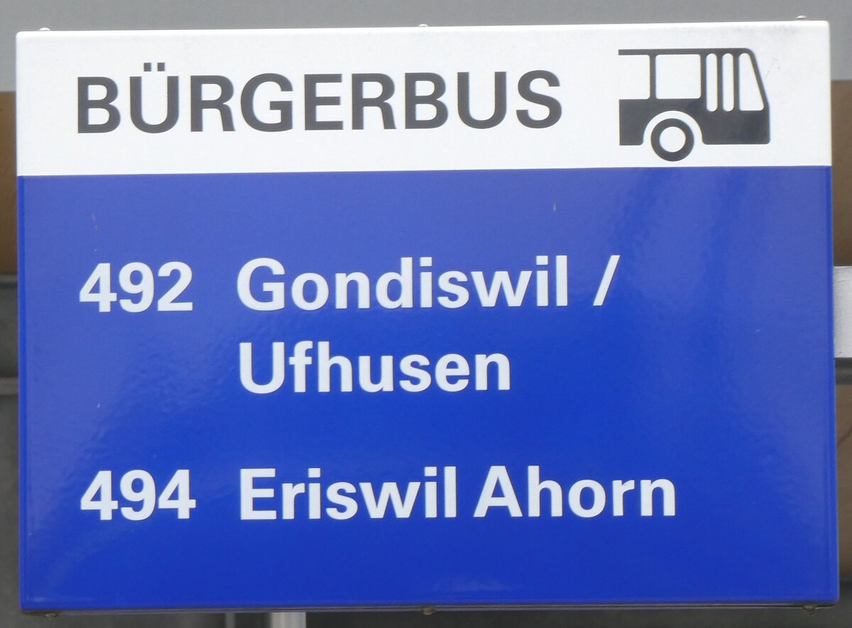 (271'212) - BRGERBUS-Haltestellenschild - Huttwil, Bahnhof - am 17. Januar 2025