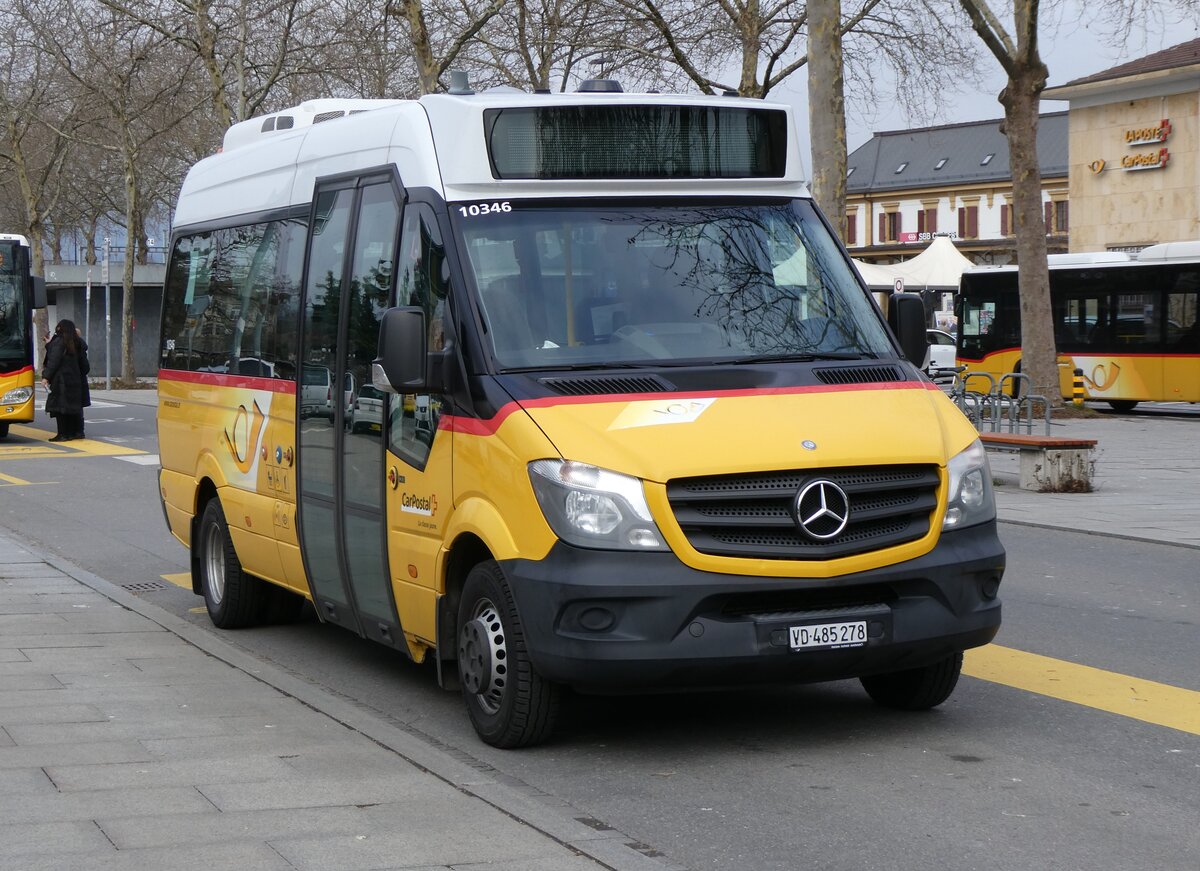 (271'561) - CarPostal Ouest - VD 485'278/PID 10'346 - Mercedes am 1. Februar 2025 beim Bahnhof Yverdon