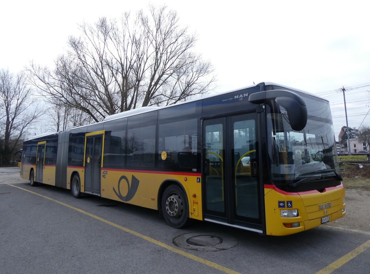 (271'572) - CarPostal Ouest - VD 495'031/PID 5011 - MAN am 1. Februar 2025 in Yverdon, Garage