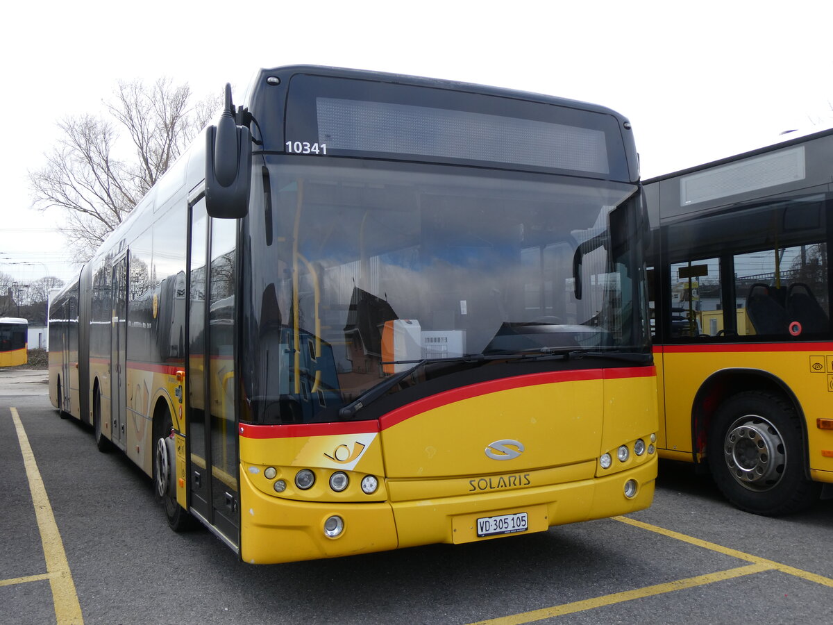 (271'576) - CarPostal Ouest - VD 305'105/PID 10'341 - Solaris am 1. Februar 2025 in Yverdon, Garage