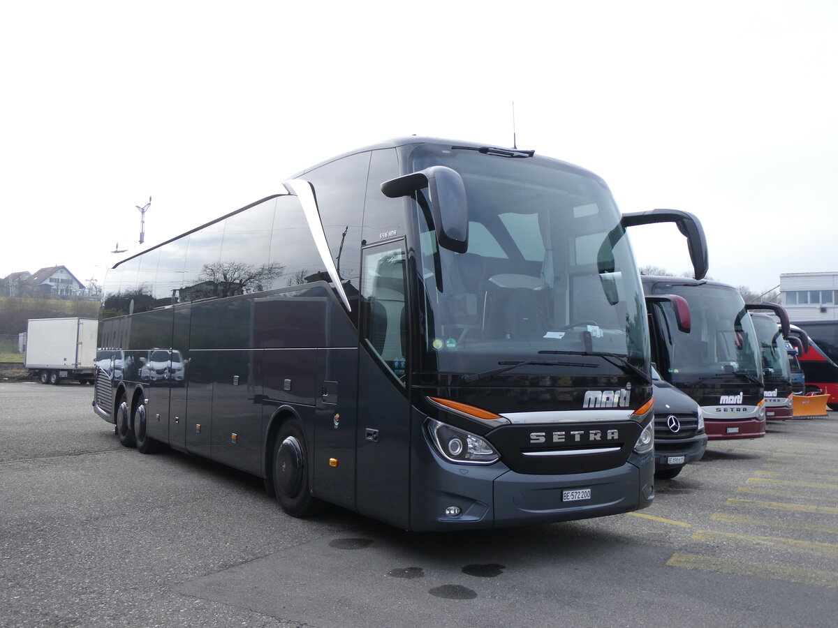 (271'764) - Marti, Kallnach - BE 572'200 - Setra am 8. Februar 2025 in Kallnach, Car-Terminal