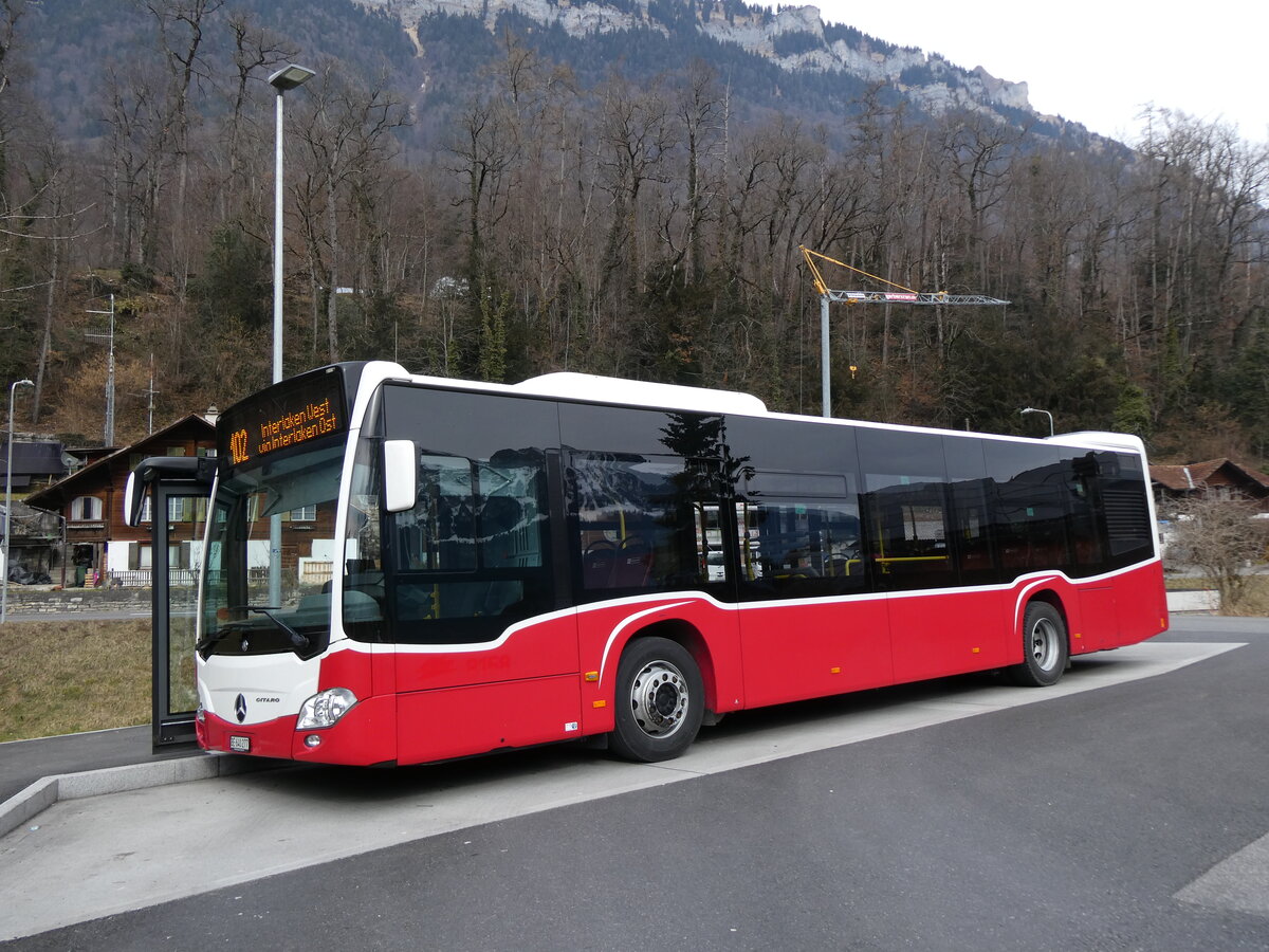 (271'843) - PostAuto Bern - BE 640'277/PID 12'318 - Mercedes (ex Wiener Linien, A-Wien Nr. 8158) am 11. Februar 2025 in Ringgenberg, Sge