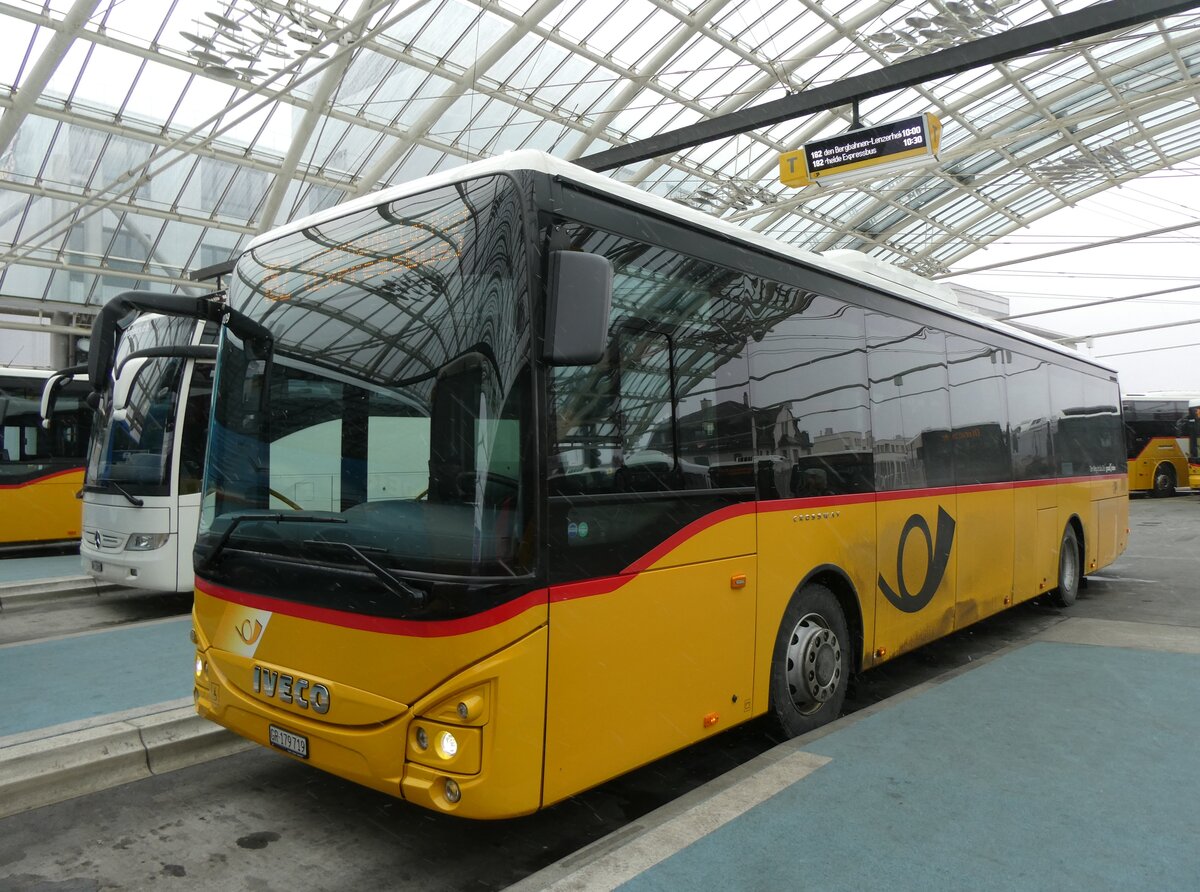 (271'967) - PostAuto Graubnden - GR 179'719/PID 11'409 - Iveco am 14. Februar 2025 in Chur, Postautostation