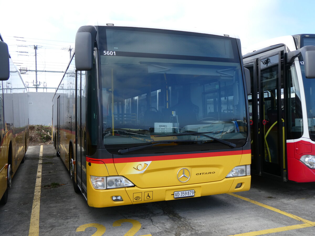 (272'063) - CarPostal Ouest - VD 359'879/PID 5601 - Mercedes (ex JU 31'178; ex Nr. 32) am 15. Februar 2025 in Yverdon, Garage