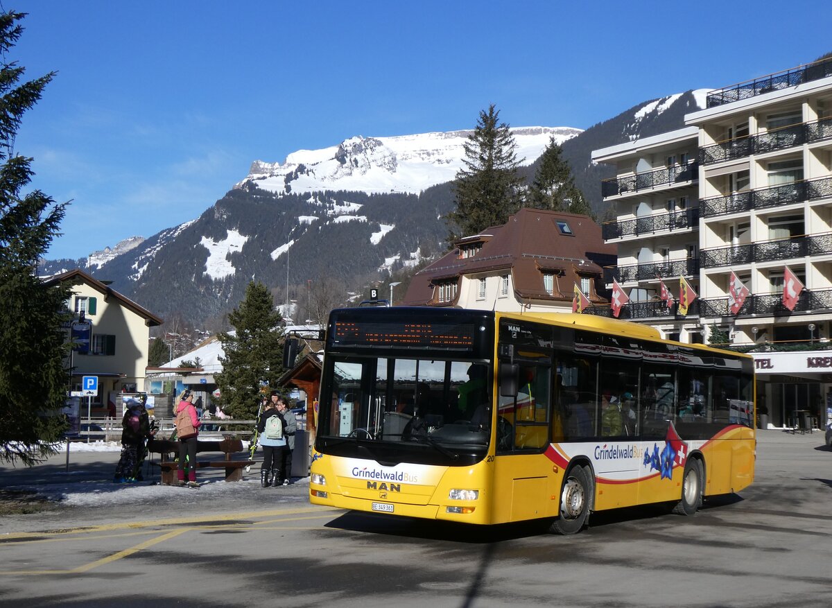 (272'160) - GrindelwaldBus, Grindelwald - Nr. 20/BE 349'361 - MAN/Gppel am 17. Februar 2025 beim Bahnhof Grindelwald