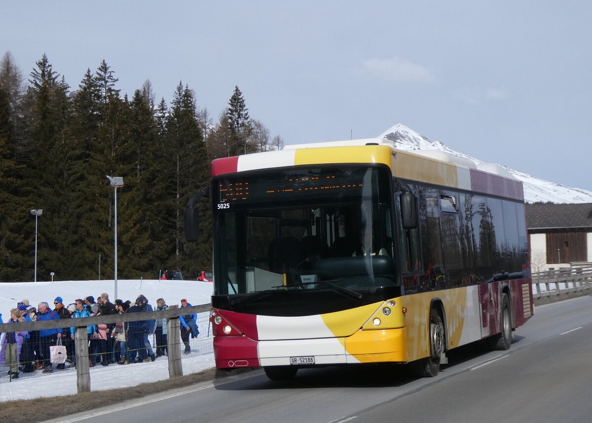 (272'337) - PostAuto Graubnden - Nr. 14/GR 52'188/PID 5025 - Scania/Hess (ex Stuppan, Flims) am 22. Februar 2025 in Lantsch/Lenz, Biathlon-WM