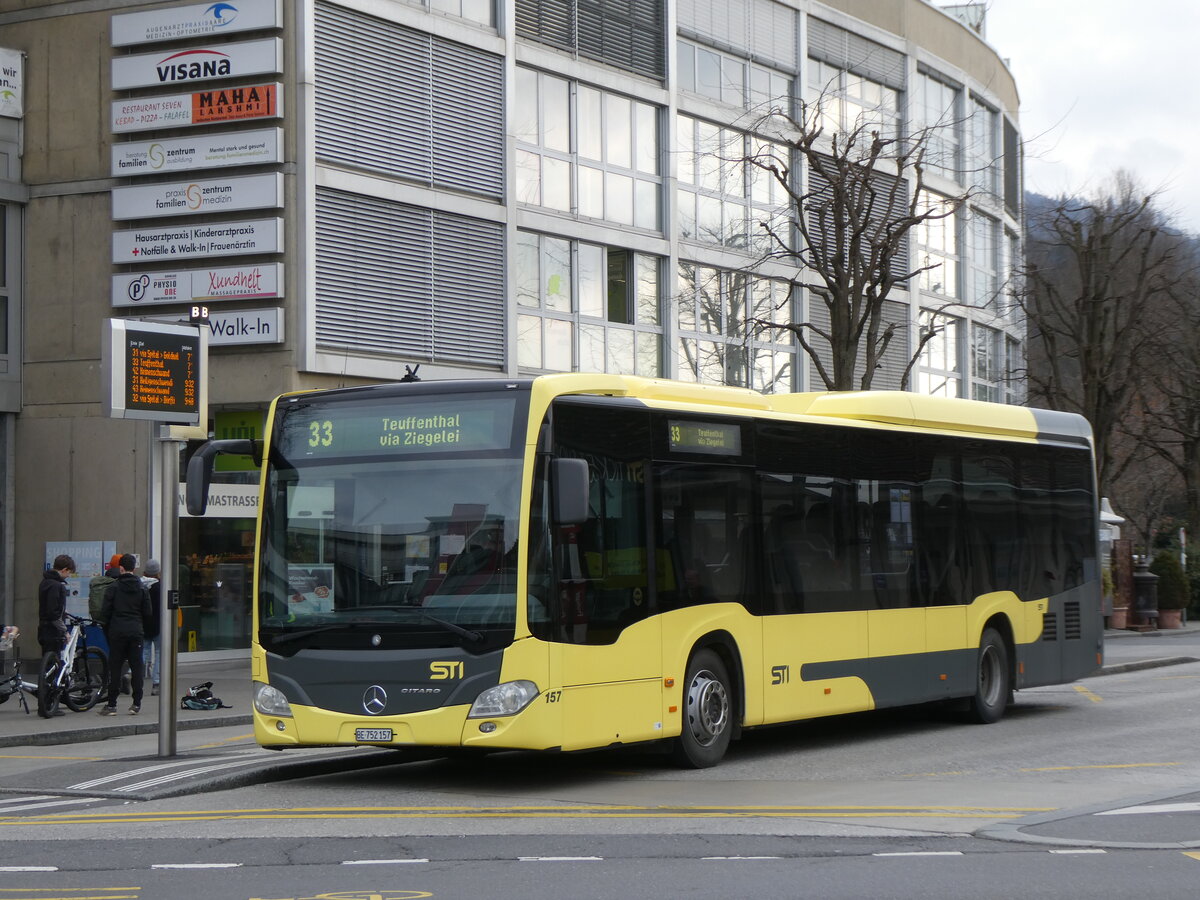 (272'506) - STI Thun - Nr. 157/BE 752'157 - Mercedes am 1. Mrz 2025 beim Bahnhof Thun