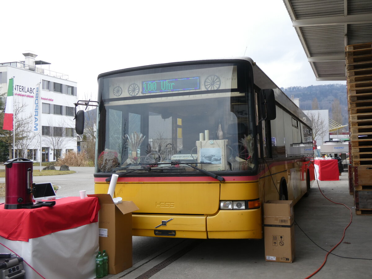 (272'512) - Kbli, Kaufdorf - Volvo/Hess (ex Kuhn, Merenschwand PID 1430) am 1. Mrz 2025 in Belp, Druckerei Jordi