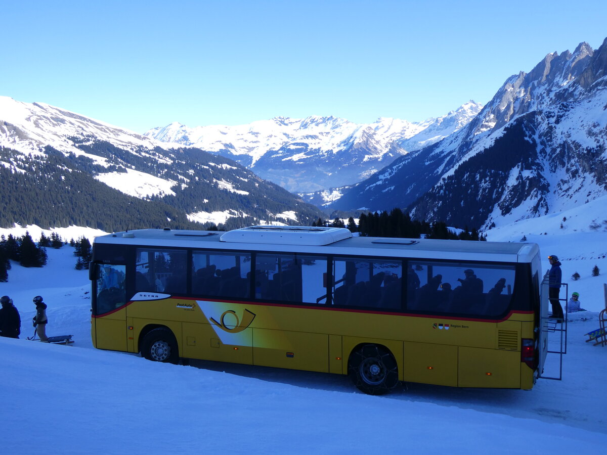 (272'576) - PostAuto Bern - BE 401'465/PID 4715 - Setra (ex AVG Meiringen Nr. 65) am 2. Mrz 2025 auf der Grossen Scheidegg