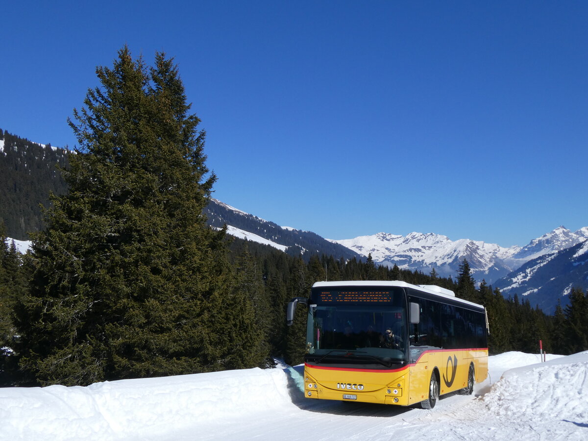 (272'585) - Flck, Brienz - Nr. 27/BE 868'727/PID 11'669 - Iveco am 2. Mrz 2025 bei der Grossen Scheidegg