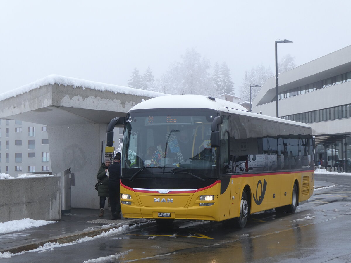 (272'885) - PostAuto Graubnden - GR 173'203/PID 10'505 - MAN am 14. Mrz 2025 in Flims, Bergbahnen