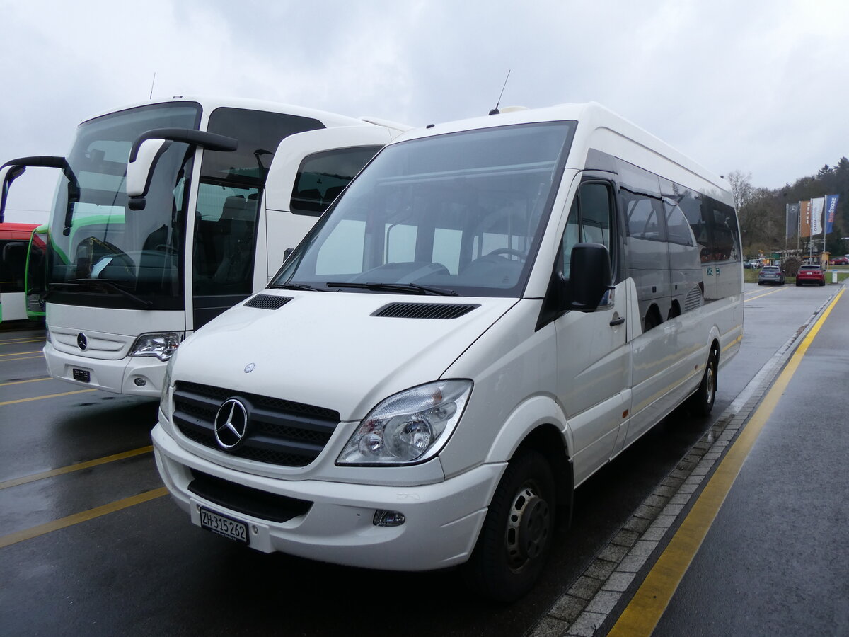 (273'400) - AZZK Zollikon - Nr. 62/ZH 315'262 - Mercedes am 29. Mrz 2025 in Winterthur, Daimler Buses