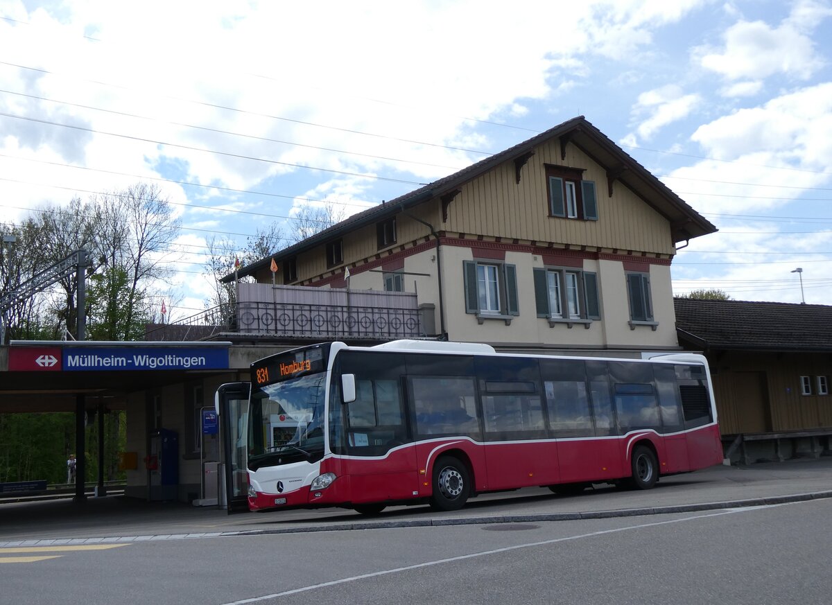 (274'124) - PostAuto Ostschweiz - TG 158'216/PID 12'413 - Mercedes (ex Wiener Linien, A-Wien Nr. 8153) am 22. April 2025 beim Bahnhof Mllheim-Wigoltingen