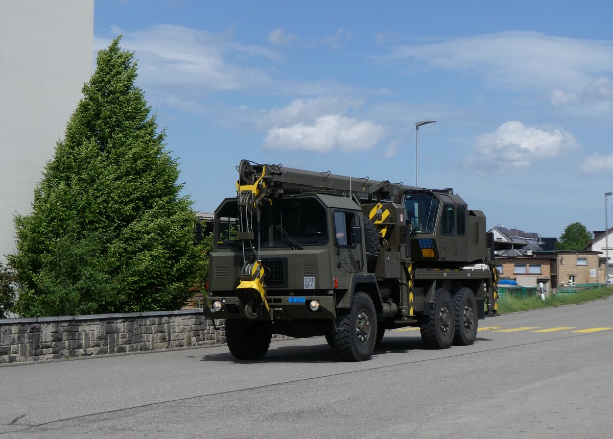(274'591) - Saurer - ZH 2591 - am 3. Mai 2025 beim Bahnhof Rickenbach-Attikon