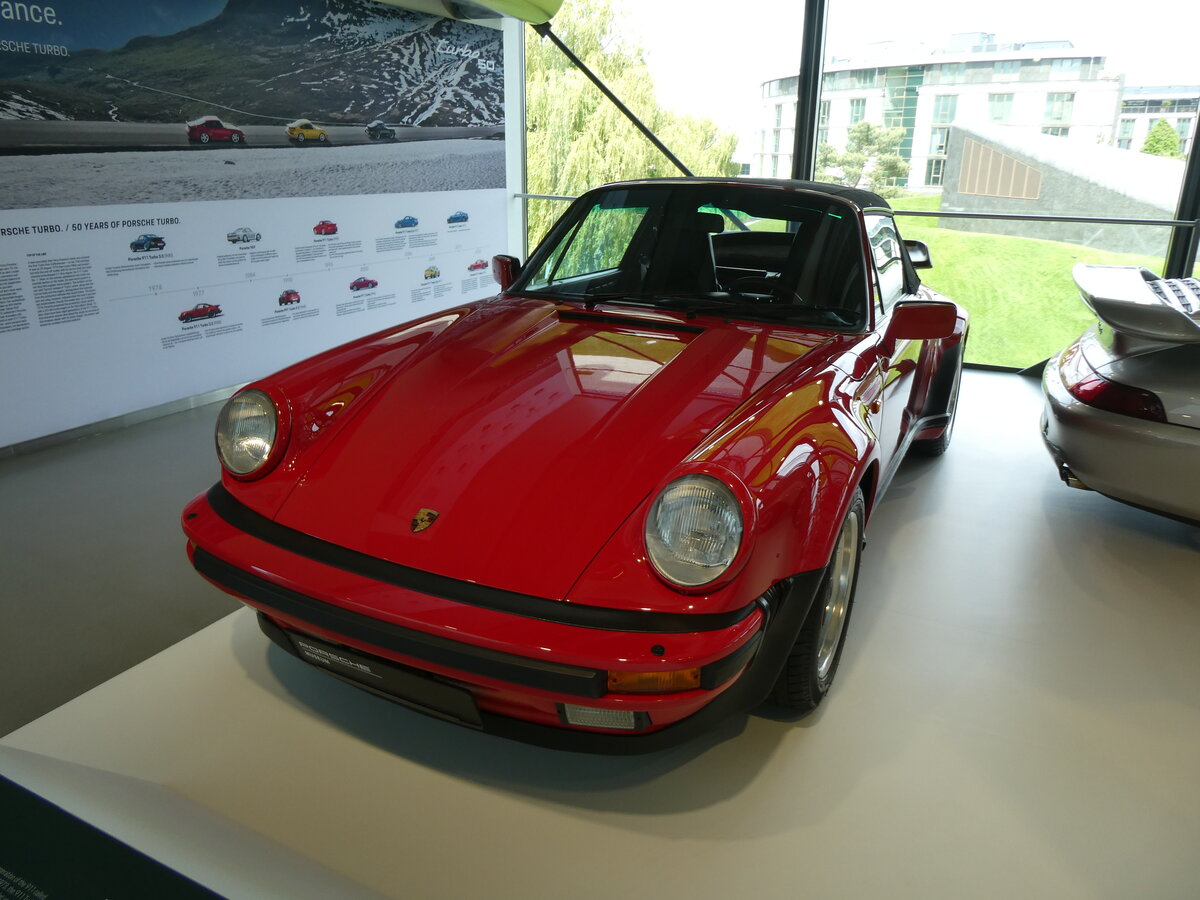 (274'925) - Porsche am 7. Mai 2025 in Wolfsburg, Autostadt
