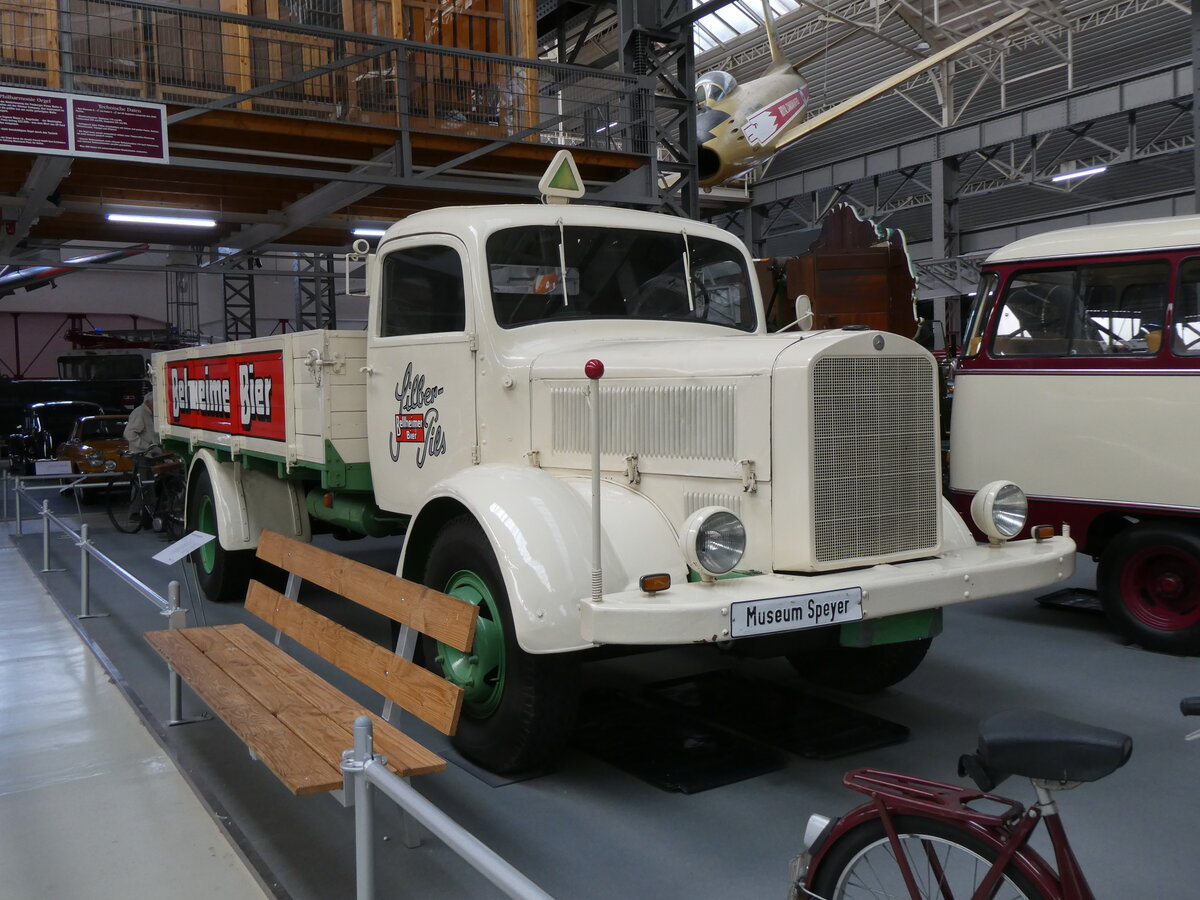 (275'468) - Bellheimer Bier - Mercedes am 12. Mai 2025 in Speyer, Technik-Museum