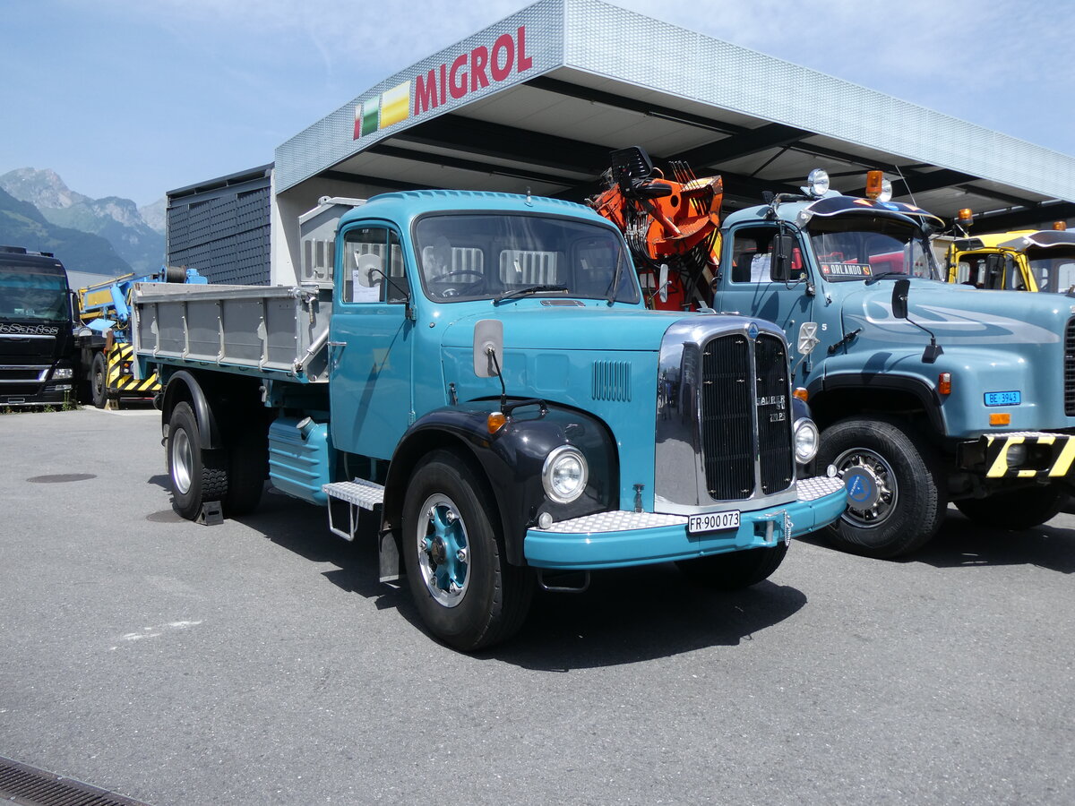 (276'690) - Saurer - FR 900'073 - am 14. Juni 2025 in Aigle, Kolly SA