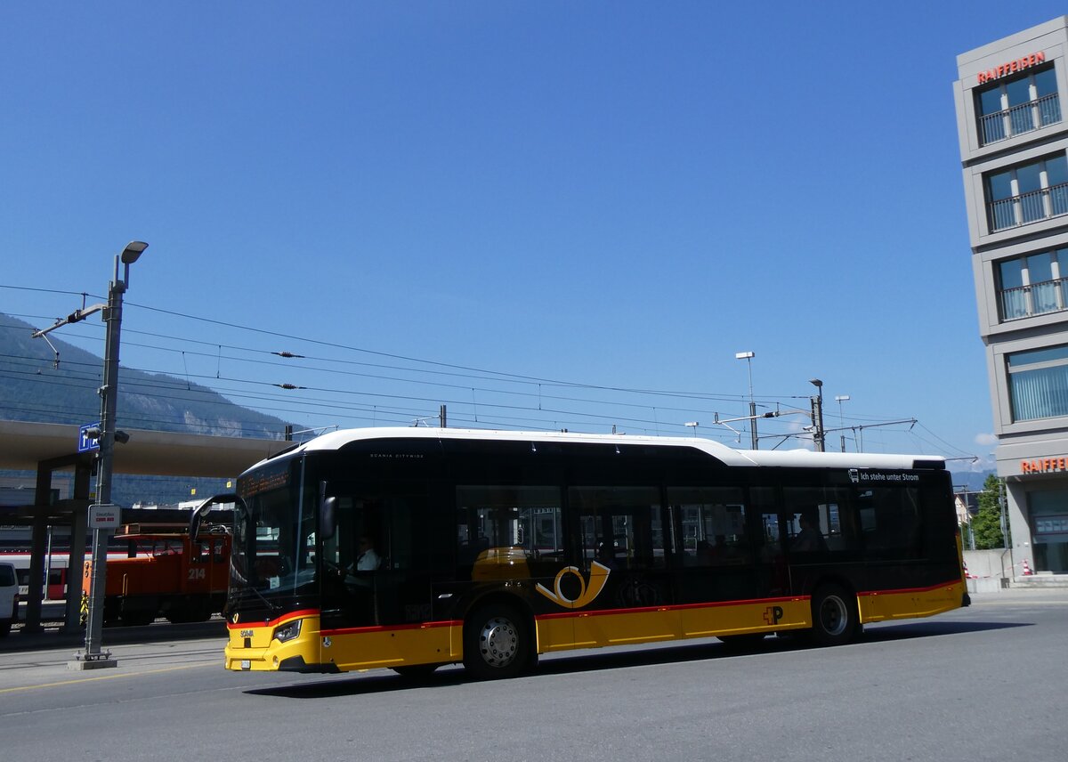 (276'937) - PostAuto Graubnden - GR 171'582/PID ? - eScania (ex Dnser, Trimmis) am 18. Juni 2025 beim Bahnhof Chur